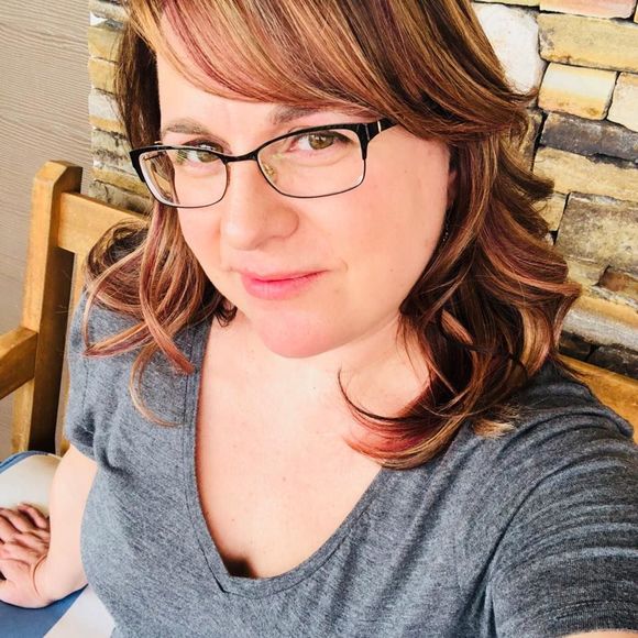 Meet your Posher, Tara - Picture 1 of 1